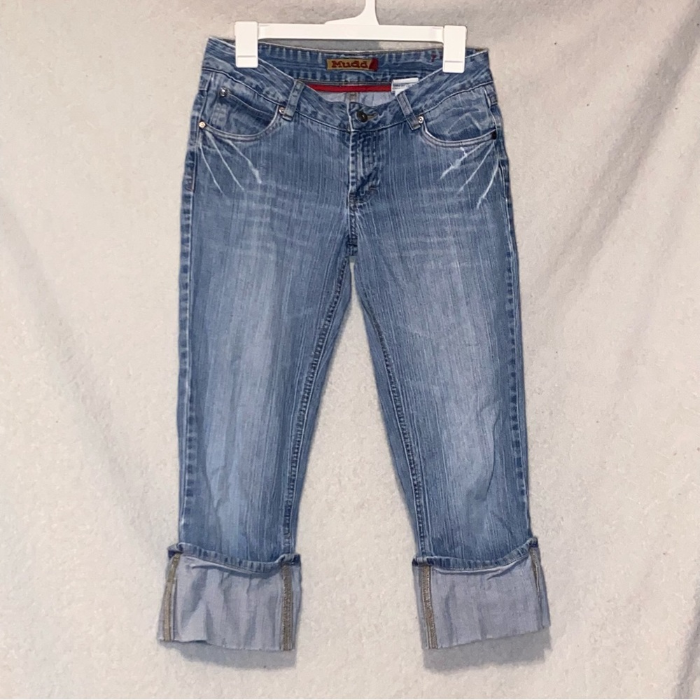 Mudd Light Wash Capris